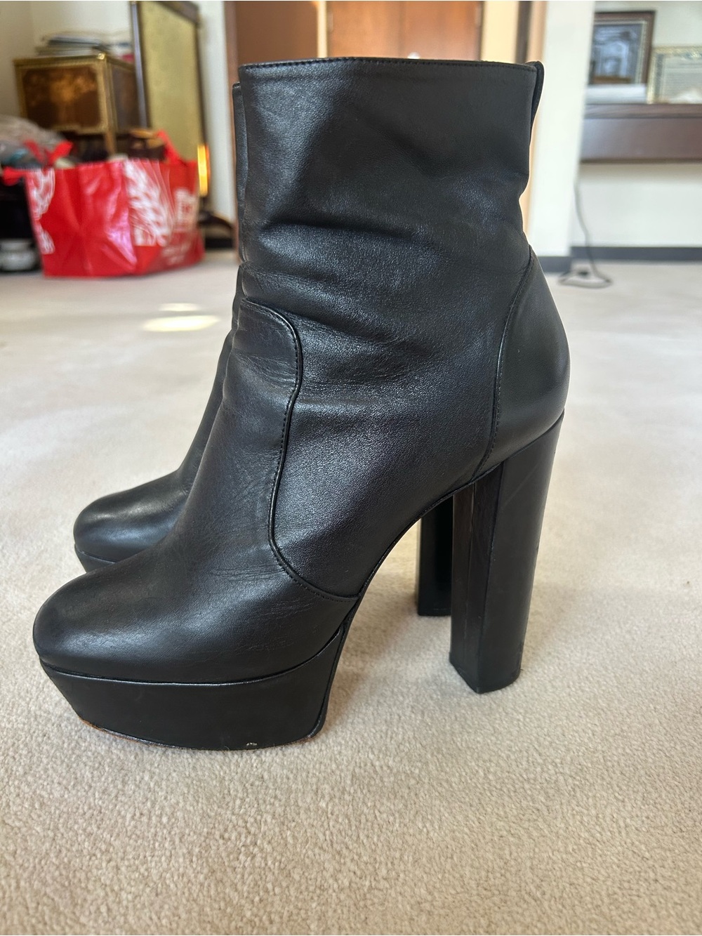 SCHUTZ Black leather Platform High-Heel Ankle Boots - Women